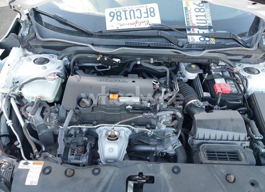 Photo 10 of 2018 Honda Civic EX (VIN 19XFC2F76JE206921)