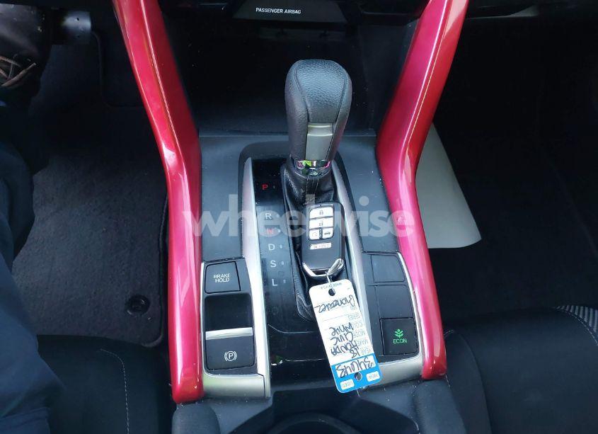 Photo 11 of 2018 Honda Civic EX (VIN 19XFC2F76JE206921)