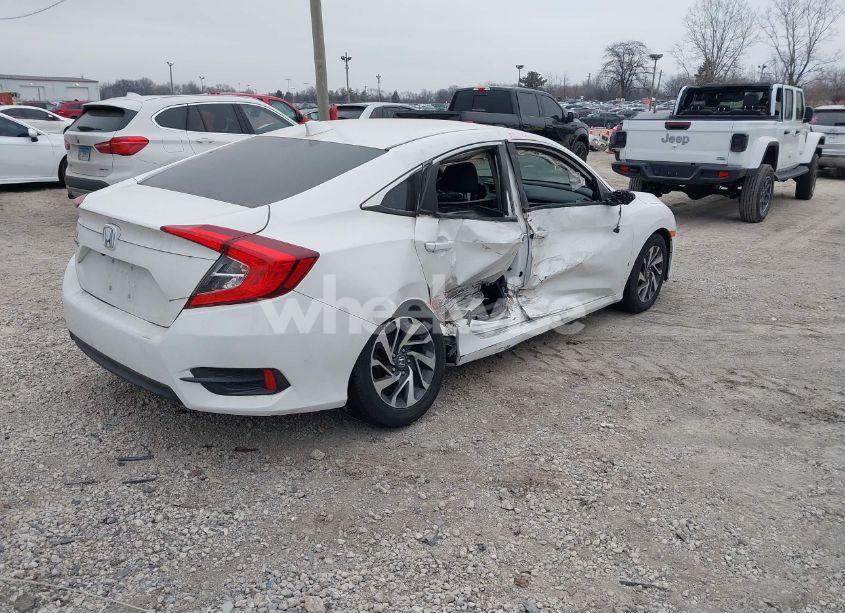 Photo 4 of 2018 Honda Civic EX (VIN 19XFC2F76JE207843)