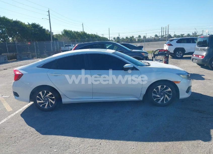 Photo 13 of 2016 Honda Civic EX (VIN 19XFC2F77GE010219)