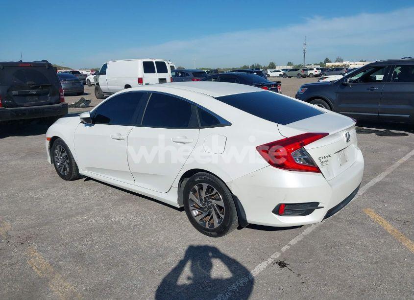 Photo 3 of 2016 Honda Civic EX (VIN 19XFC2F77GE010219)
