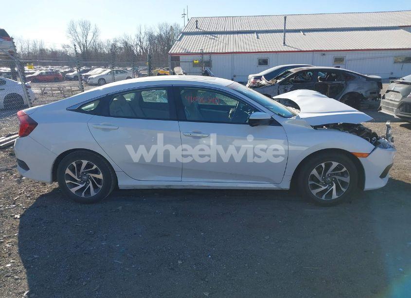 Photo 13 of 2016 Honda Civic EX (VIN 19XFC2F77GE055757)