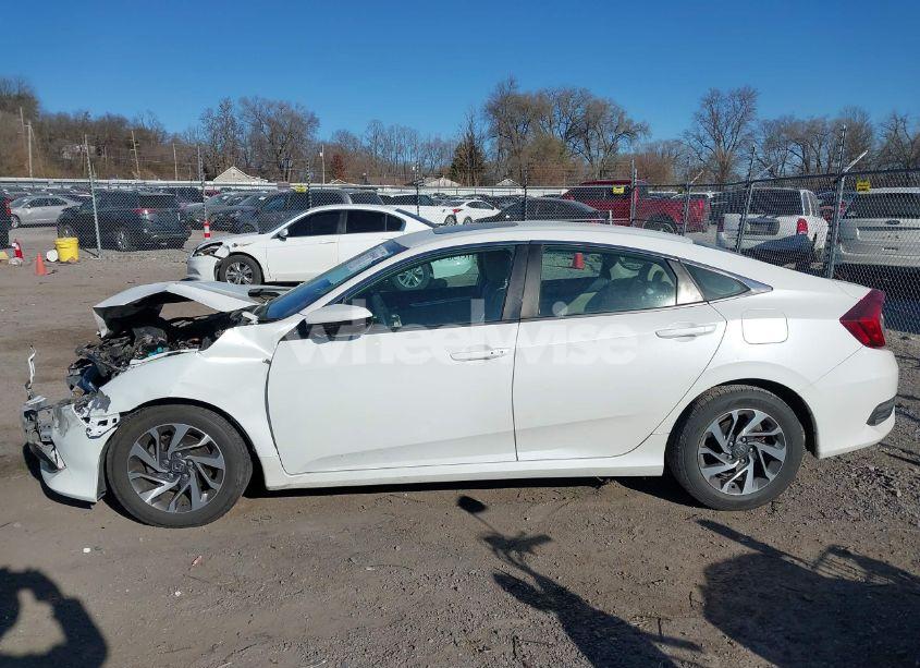 Photo 14 of 2016 Honda Civic EX (VIN 19XFC2F77GE055757)