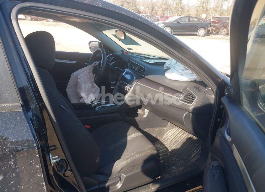 Photo 5 of 2016 Honda Civic EX (VIN 19XFC2F77GE213286)