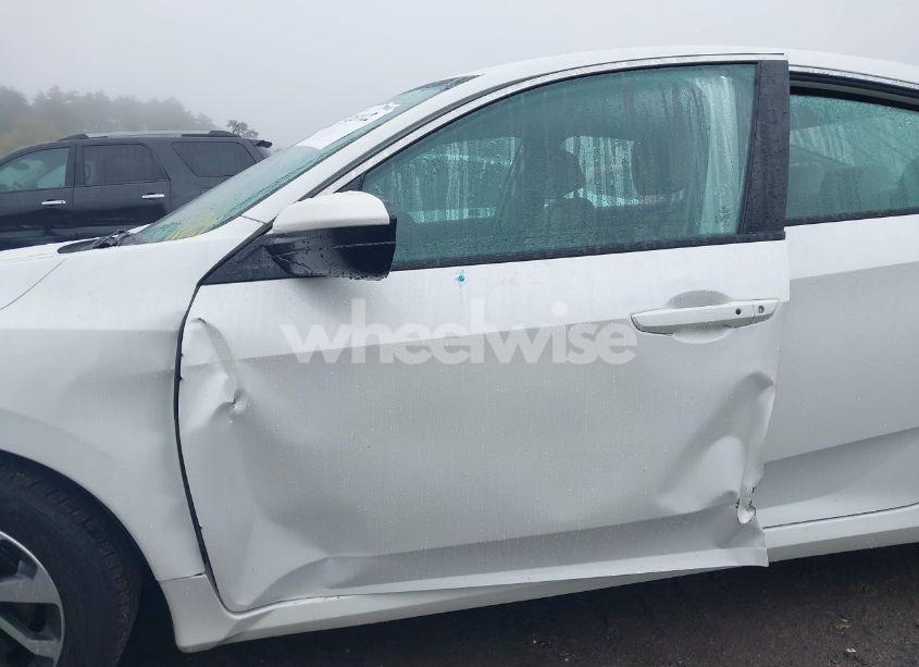 Photo 6 of 2016 Honda Civic EX (VIN 19XFC2F77GE222778)