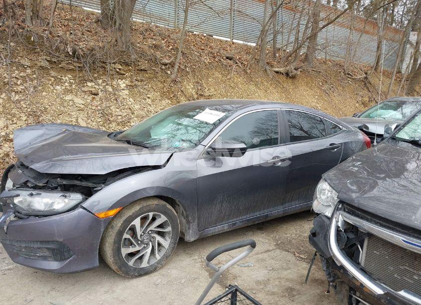 Photo 15 of 2016 Honda Civic EX (VIN 19XFC2F77GE235515)