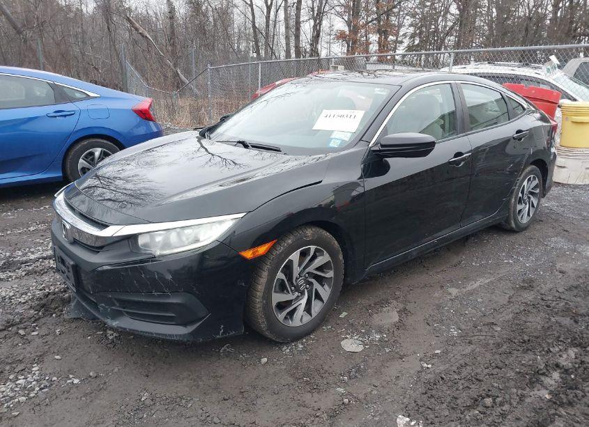 Photo 2 of 2016 Honda Civic EX (VIN 19XFC2F77GE237667)