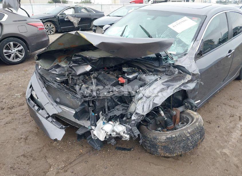 Photo 6 of 2017 Honda Civic EX (VIN 19XFC2F77HE004860)