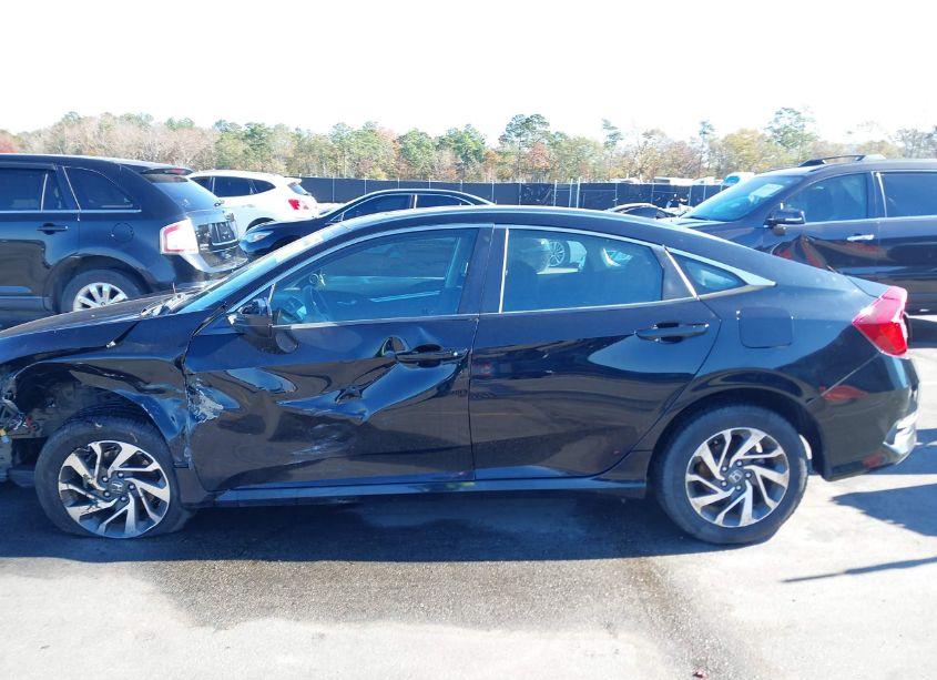 Photo 14 of 2017 Honda Civic EX (VIN 19XFC2F77HE018077)