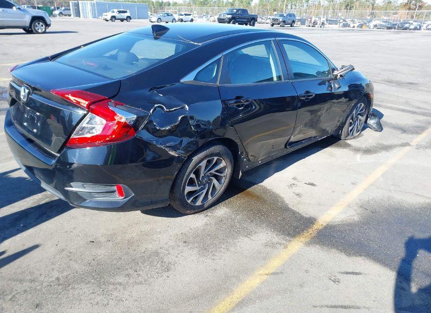Photo 4 of 2017 Honda Civic EX (VIN 19XFC2F77HE018077)