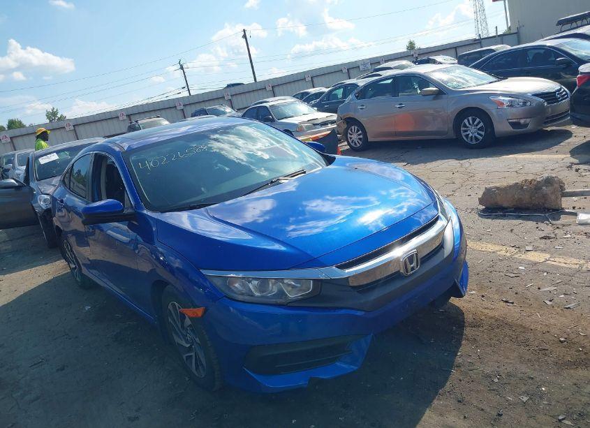 2017 Honda Civic EX (VIN 19XFC2F77HE041519) main photo