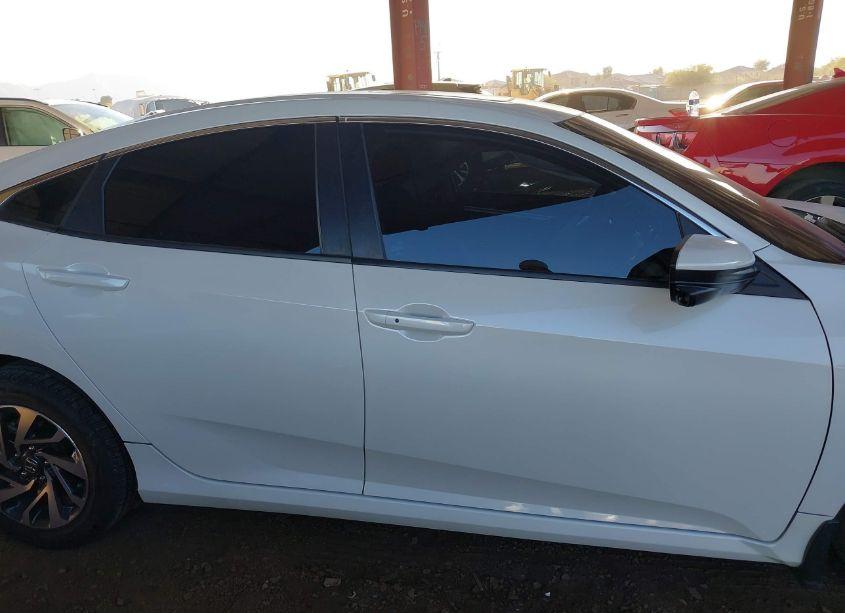 Photo 13 of 2017 Honda Civic EX (VIN 19XFC2F77HE060913)