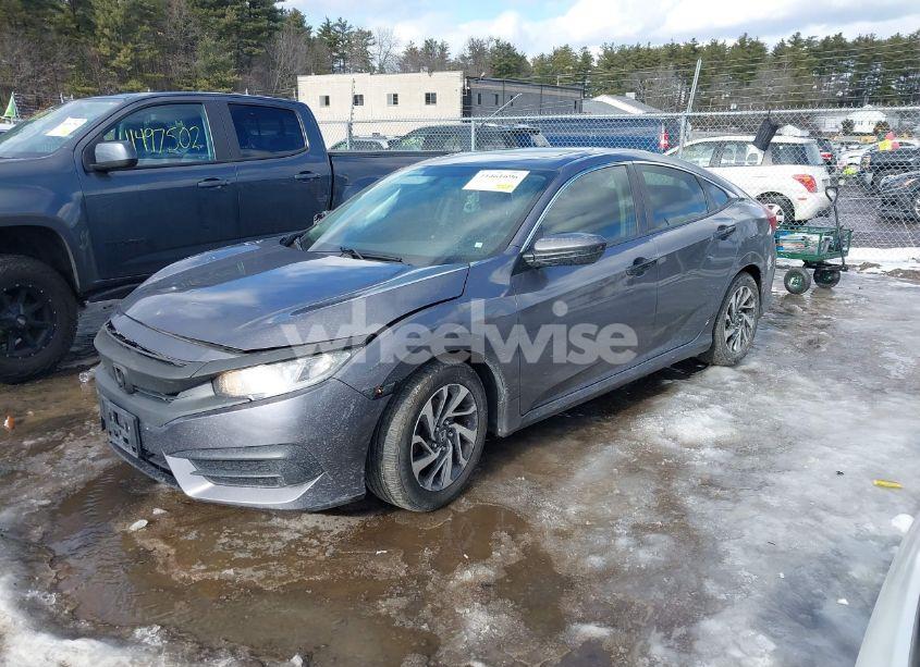 Photo 2 of 2017 Honda Civic EX (VIN 19XFC2F77HE230915)