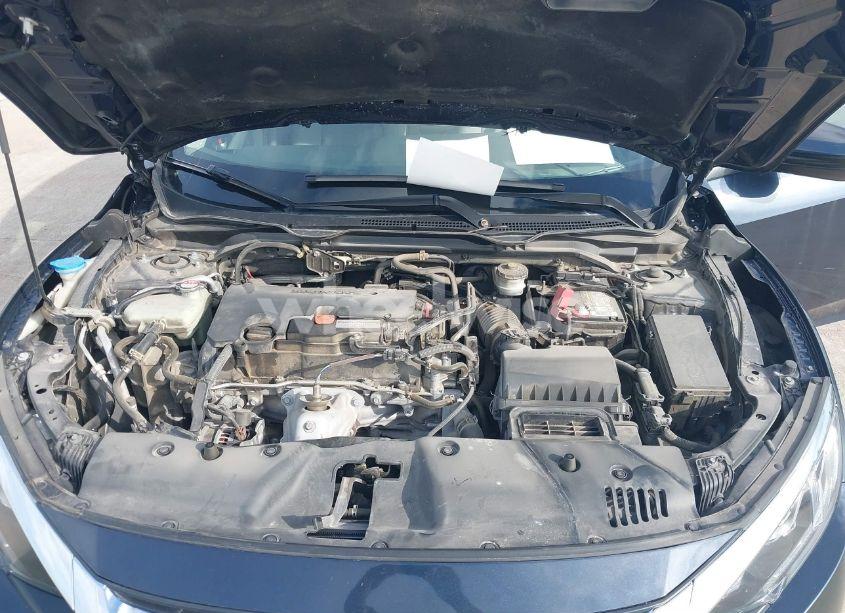 Photo 10 of 2018 Honda Civic EX (VIN 19XFC2F77JE017193)