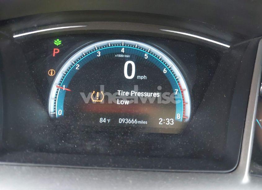 Photo 15 of 2018 Honda Civic EX (VIN 19XFC2F77JE017193)