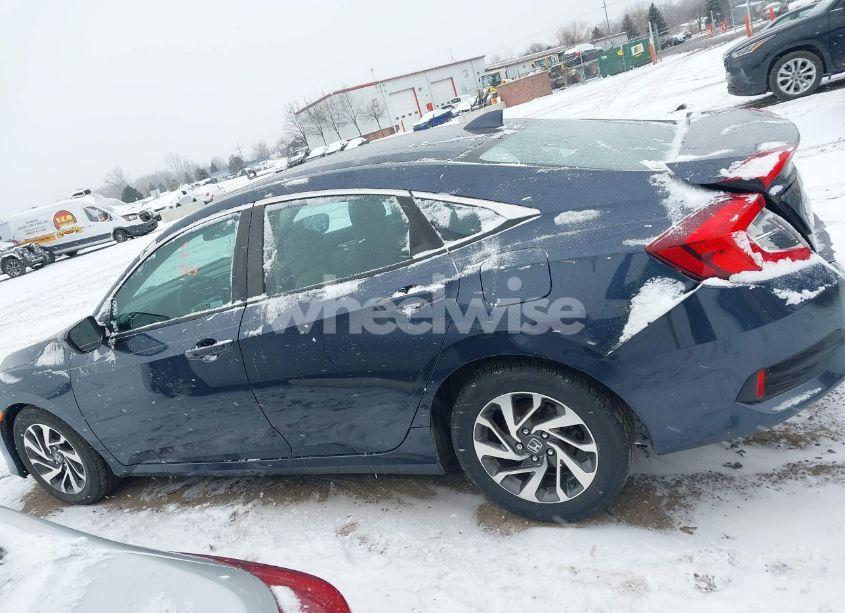 Photo 14 of 2018 Honda Civic EX (VIN 19XFC2F77JE024905)