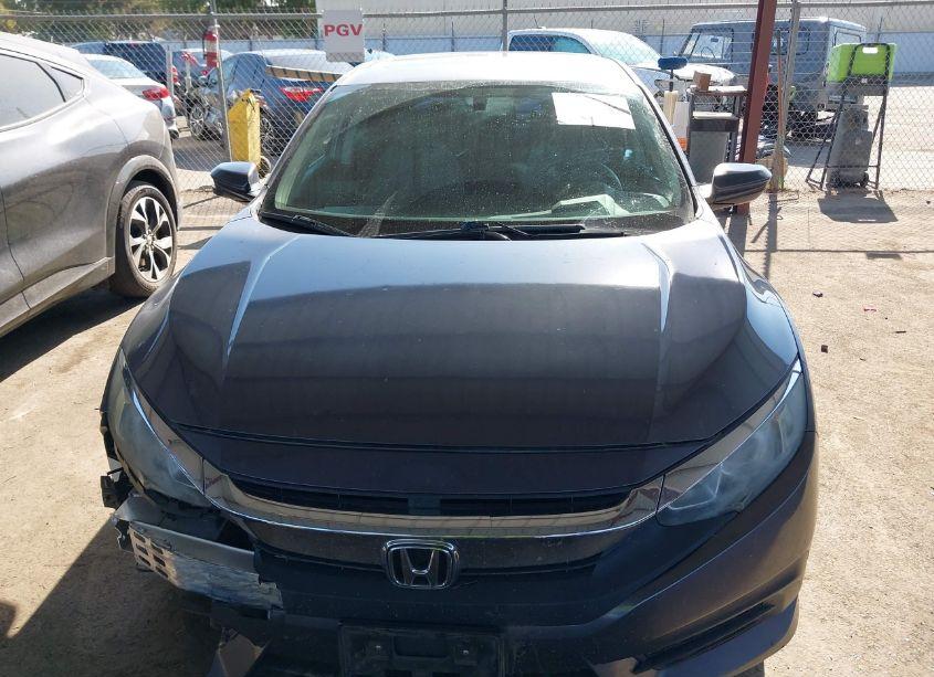 Photo 12 of 2018 Honda Civic EX (VIN 19XFC2F77JE203137)