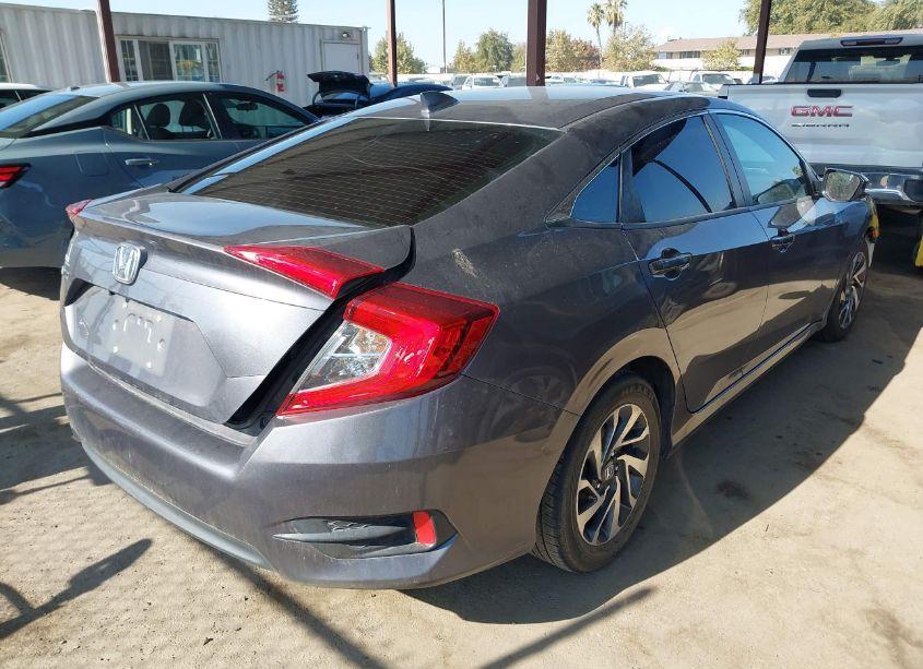 Photo 4 of 2018 Honda Civic EX (VIN 19XFC2F77JE203137)