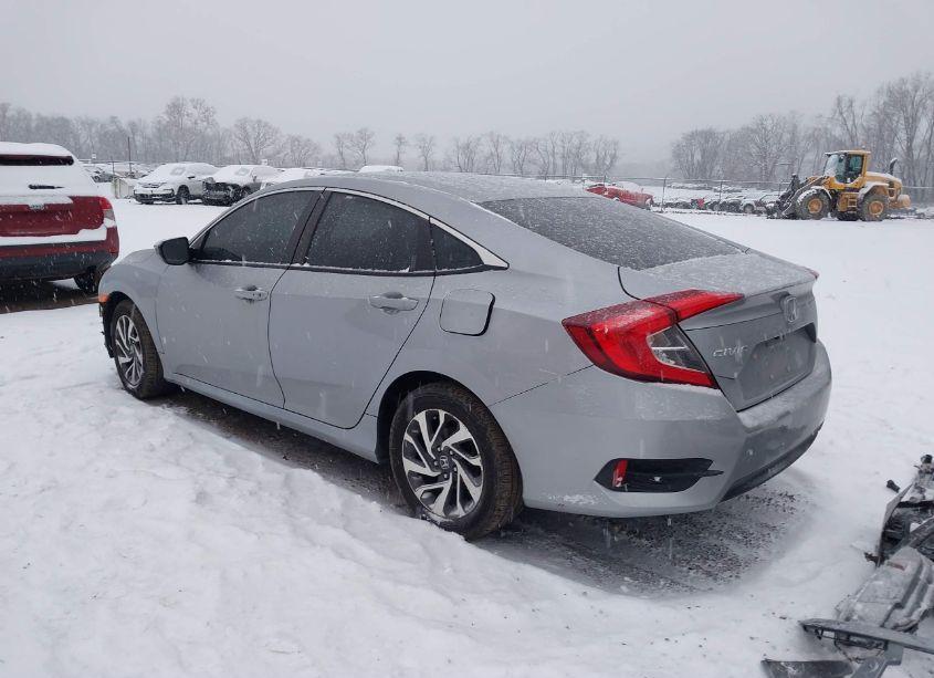Photo 3 of 2016 Honda Civic EX (VIN 19XFC2F78GE004686)