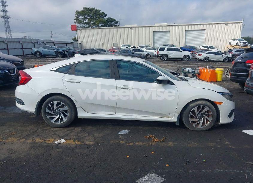 Photo 12 of 2017 Honda Civic EX (VIN 19XFC2F78HE002261)