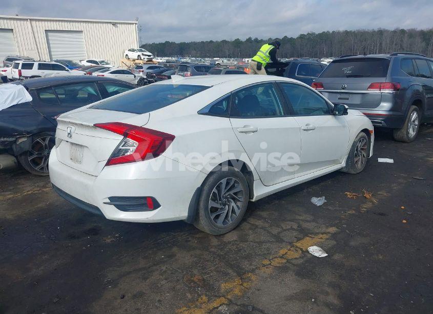 Photo 4 of 2017 Honda Civic EX (VIN 19XFC2F78HE002261)
