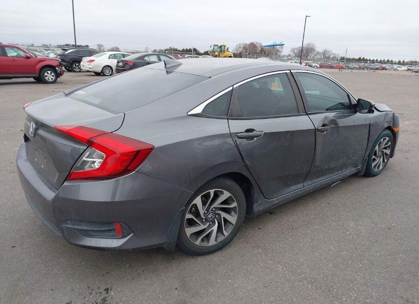 Photo 4 of 2017 Honda Civic EX (VIN 19XFC2F78HE014202)