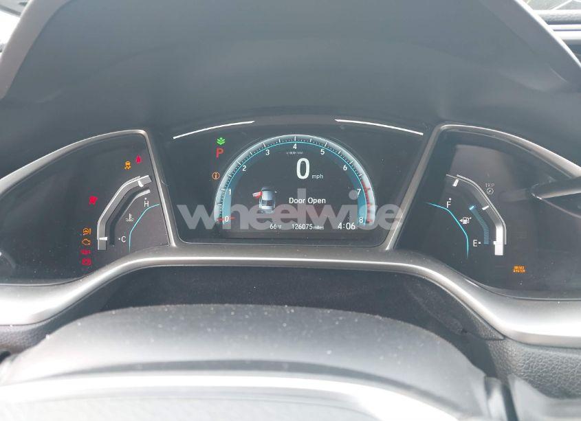 Photo 7 of 2017 Honda Civic EX (VIN 19XFC2F78HE049354)