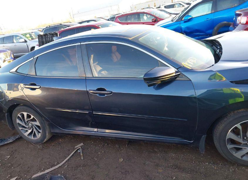Photo 13 of 2018 Honda Civic EX (VIN 19XFC2F78JE014982)