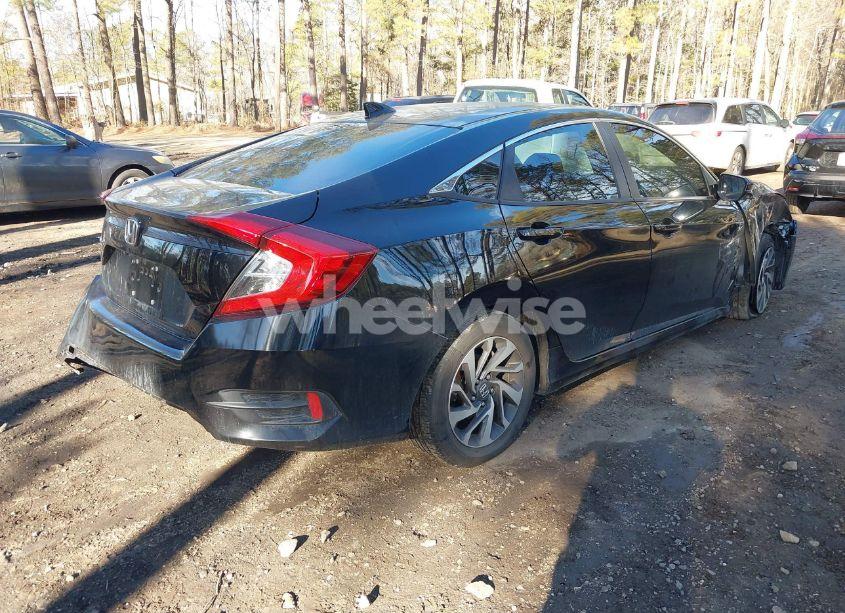 Photo 4 of 2018 Honda Civic EX (VIN 19XFC2F78JE027439)