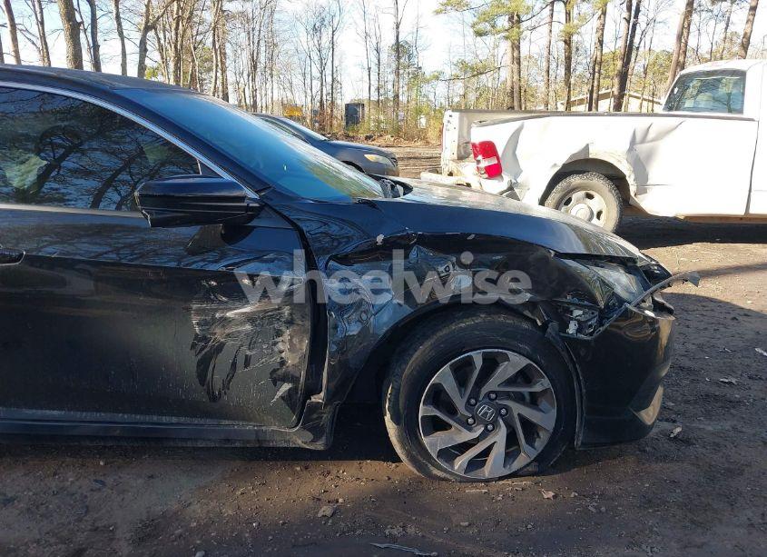 Photo 6 of 2018 Honda Civic EX (VIN 19XFC2F78JE027439)