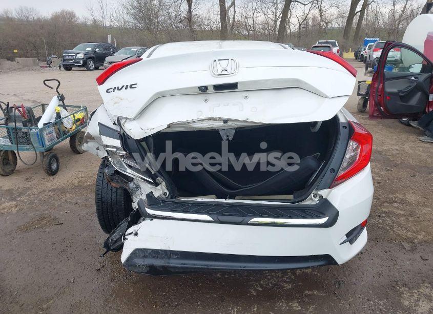 Photo 16 of 2018 Honda Civic EX (VIN 19XFC2F78JE038859)