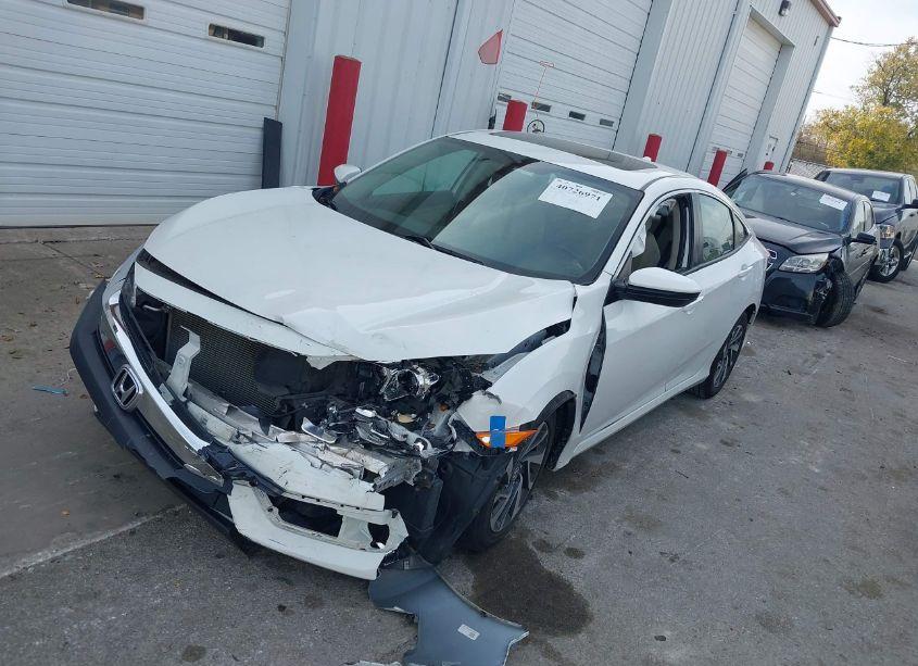 Photo 2 of 2018 Honda Civic EX (VIN 19XFC2F78JE043317)