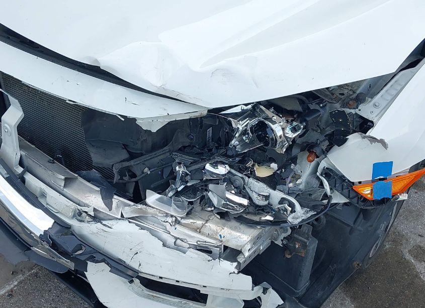 Photo 6 of 2018 Honda Civic EX (VIN 19XFC2F78JE043317)