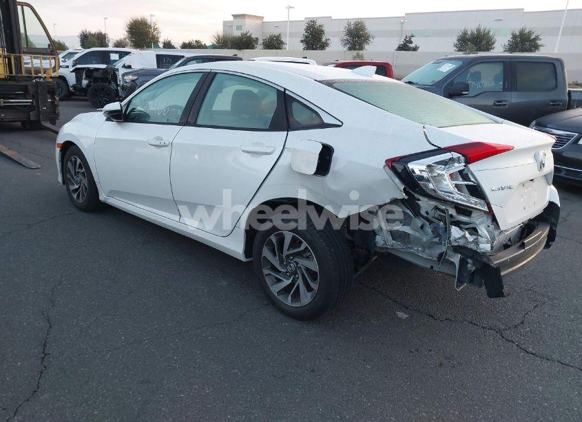 Photo 3 of 2018 Honda Civic EX (VIN 19XFC2F78JE207570)