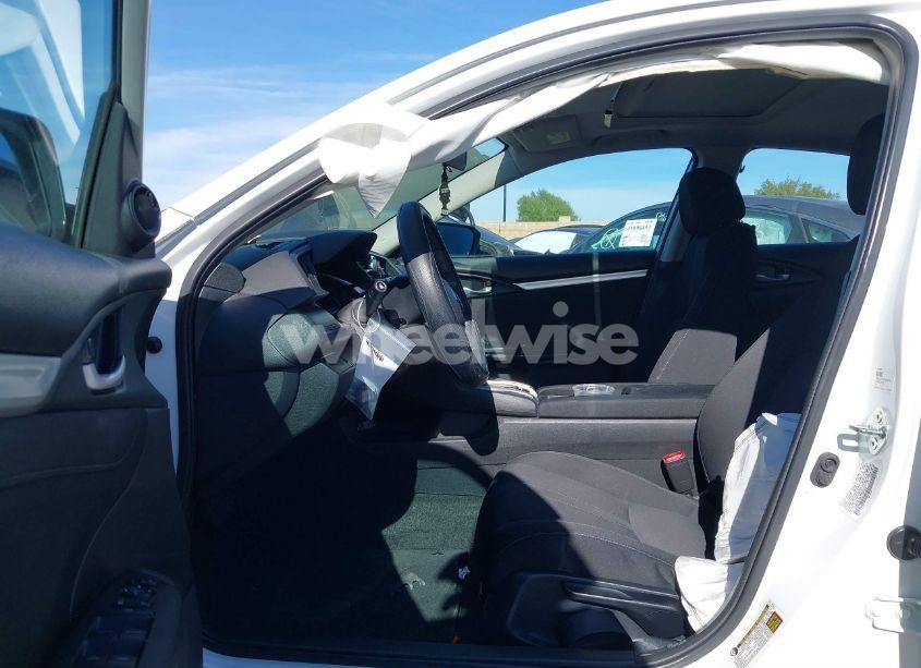 Photo 5 of 2018 Honda Civic EX (VIN 19XFC2F78JE207570)