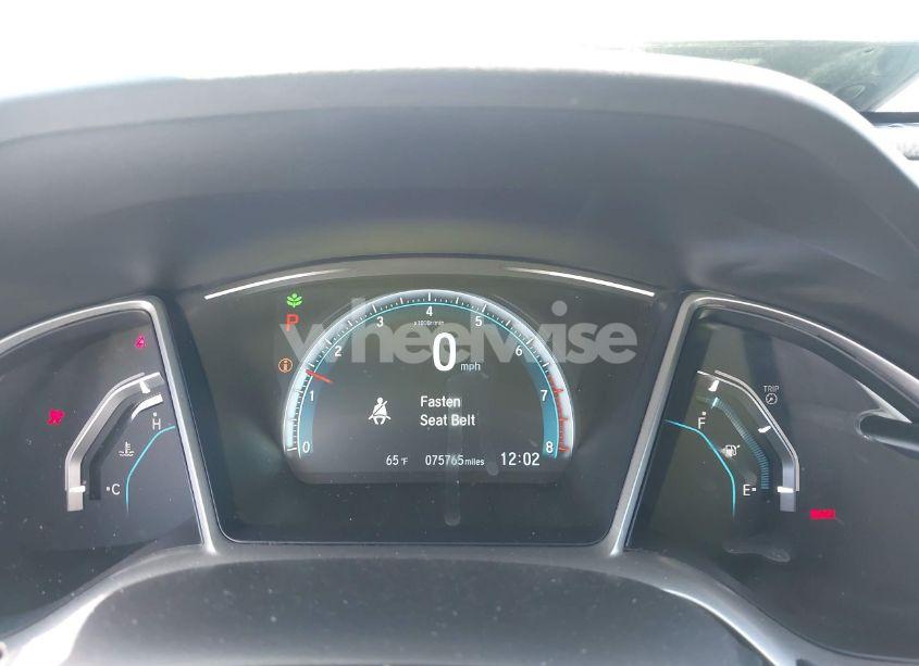 Photo 7 of 2018 Honda Civic EX (VIN 19XFC2F78JE207570)