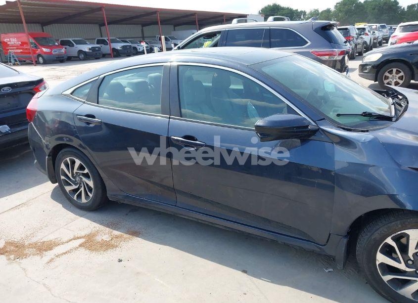 Photo 14 of 2016 Honda Civic EX (VIN 19XFC2F79GE003367)
