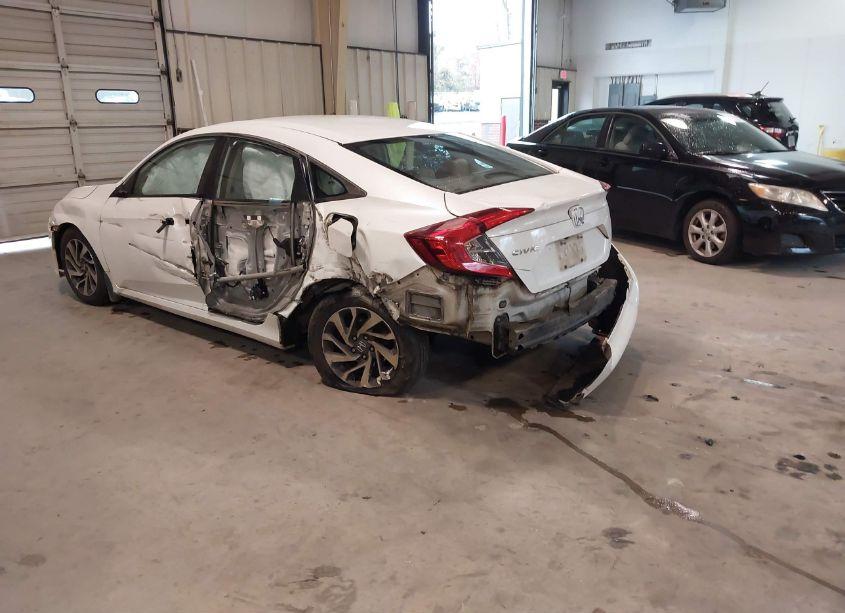Photo 3 of 2016 Honda Civic EX (VIN 19XFC2F79GE021514)