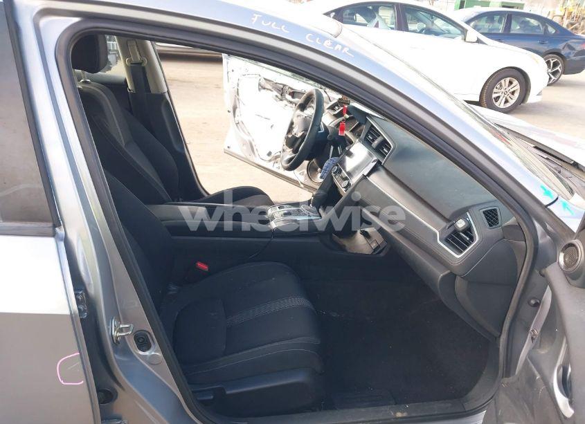 Photo 5 of 2017 Honda Civic EX (VIN 19XFC2F79HE028349)