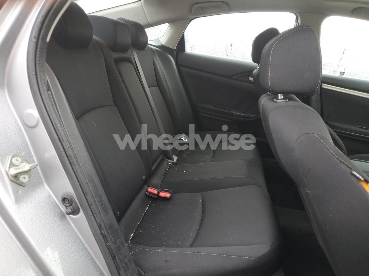 Photo 10 of 2017 HONDA CIVIC EX (VIN 19XFC2F79HE033714)