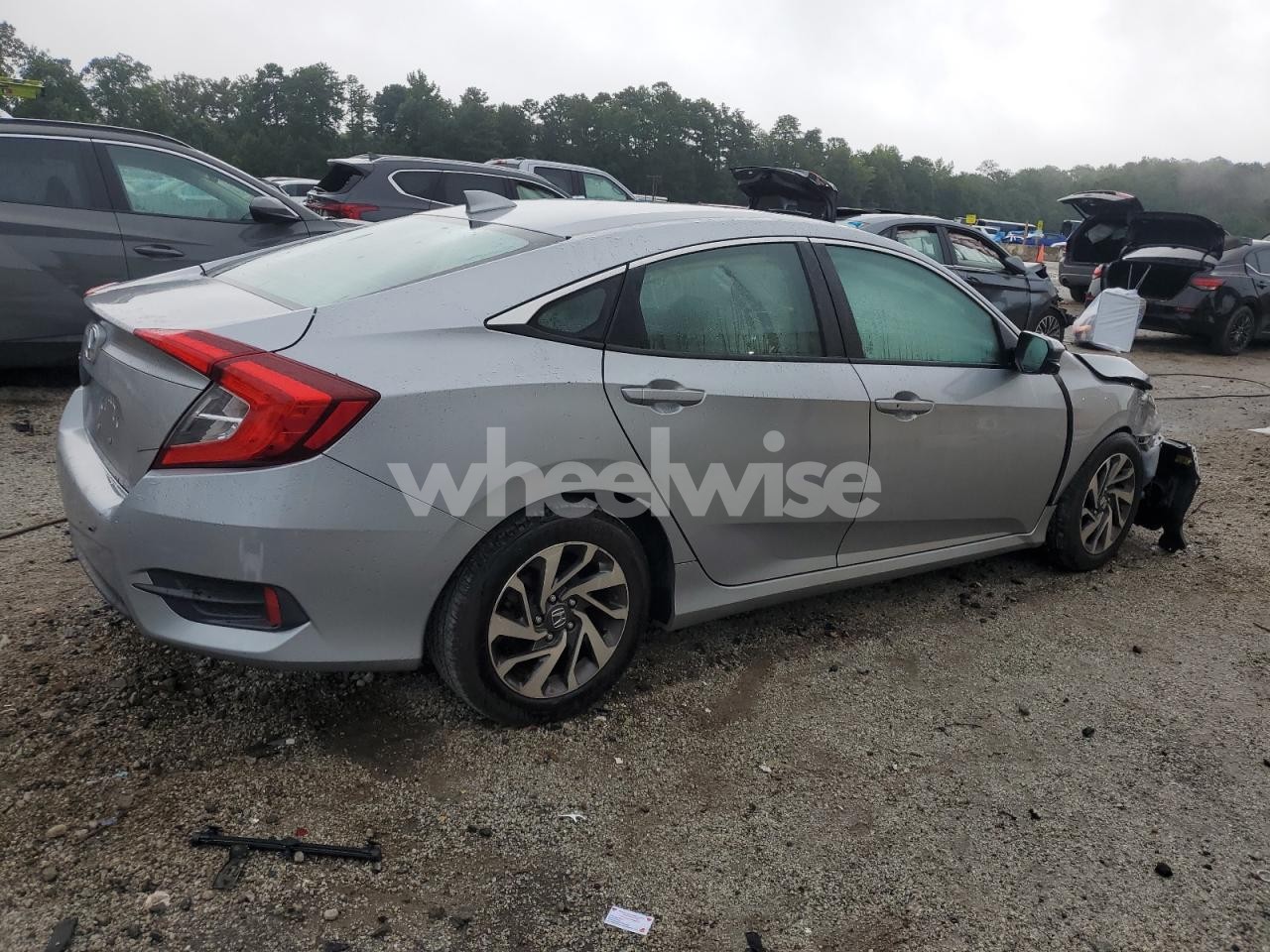 Photo 3 of 2017 HONDA CIVIC EX (VIN 19XFC2F79HE033714)