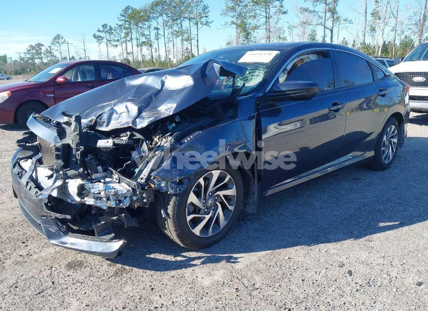 Photo 2 of 2017 Honda Civic EX (VIN 19XFC2F79HE046575)