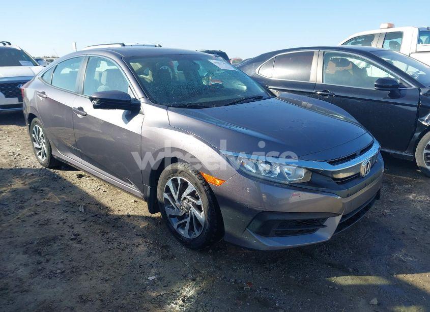 2017 Honda Civic EX (VIN 19XFC2F79HE082489) main photo