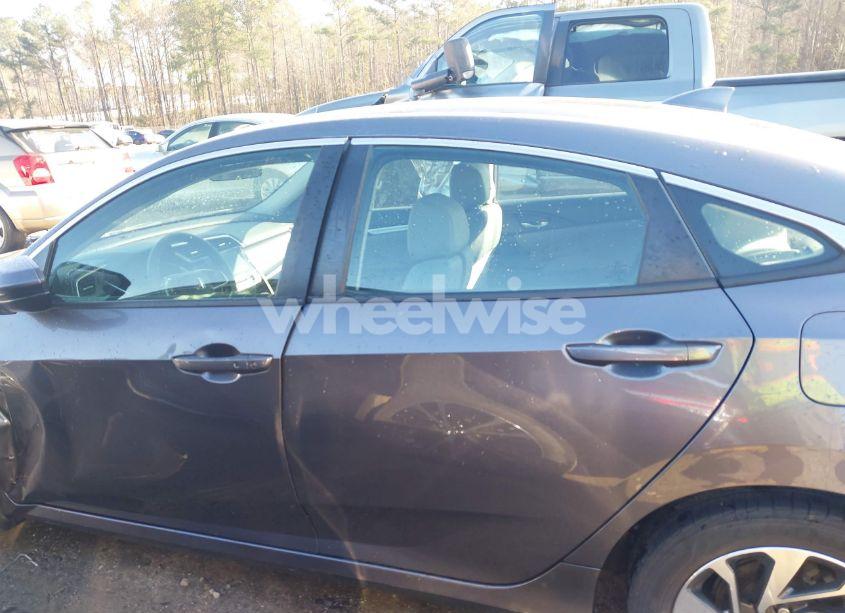 Photo 14 of 2017 Honda Civic EX (VIN 19XFC2F79HE082489)