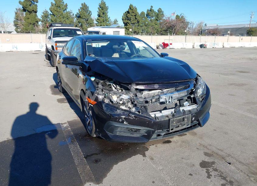 2017 Honda Civic EX (VIN 19XFC2F79HE203246) main photo
