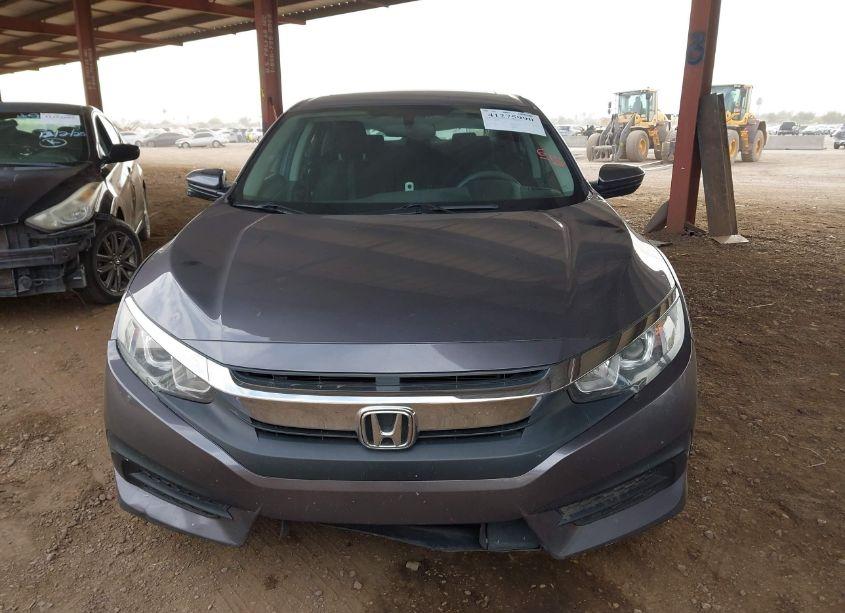 Photo 12 of 2018 Honda Civic EX (VIN 19XFC2F79JE003182)