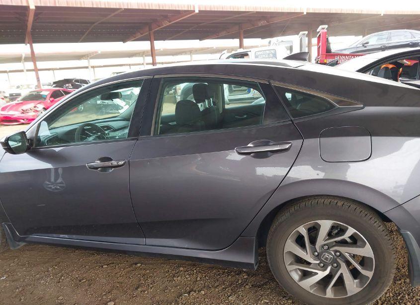 Photo 14 of 2018 Honda Civic EX (VIN 19XFC2F79JE003182)