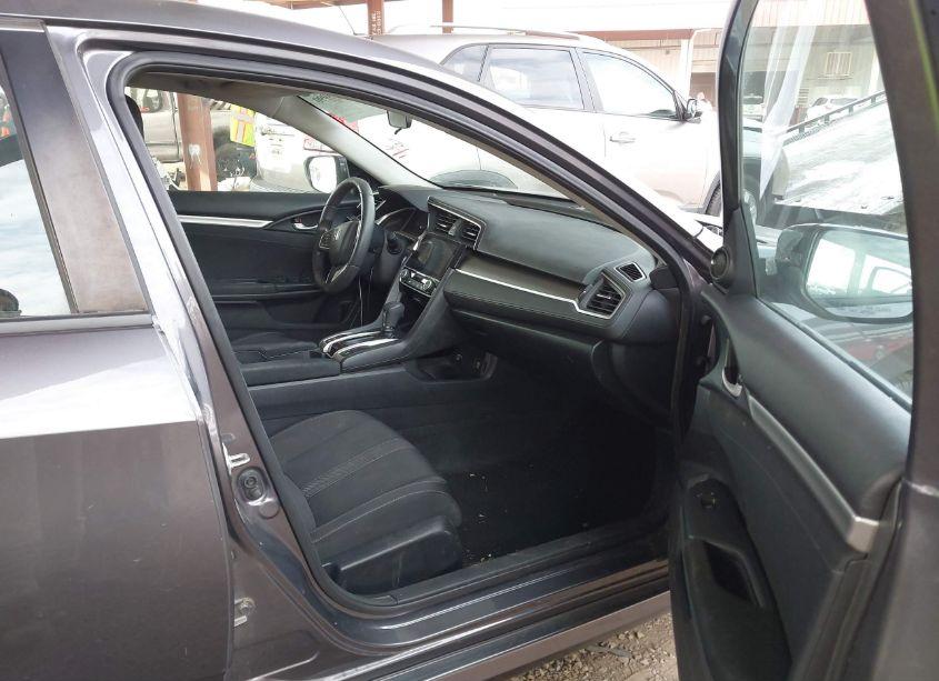 Photo 5 of 2018 Honda Civic EX (VIN 19XFC2F79JE003182)