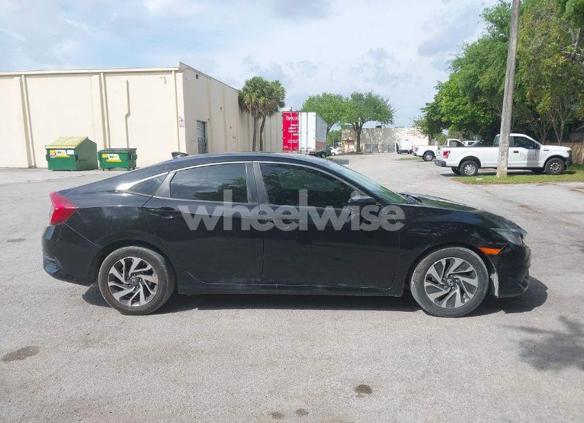 Photo 13 of 2018 Honda Civic EX (VIN 19XFC2F79JE020192)