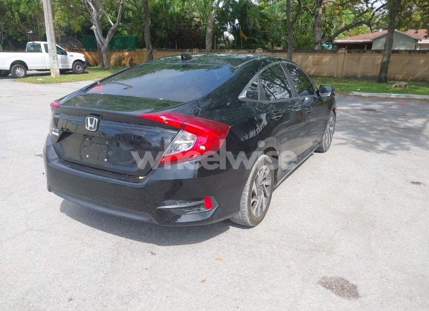 Photo 4 of 2018 Honda Civic EX (VIN 19XFC2F79JE020192)